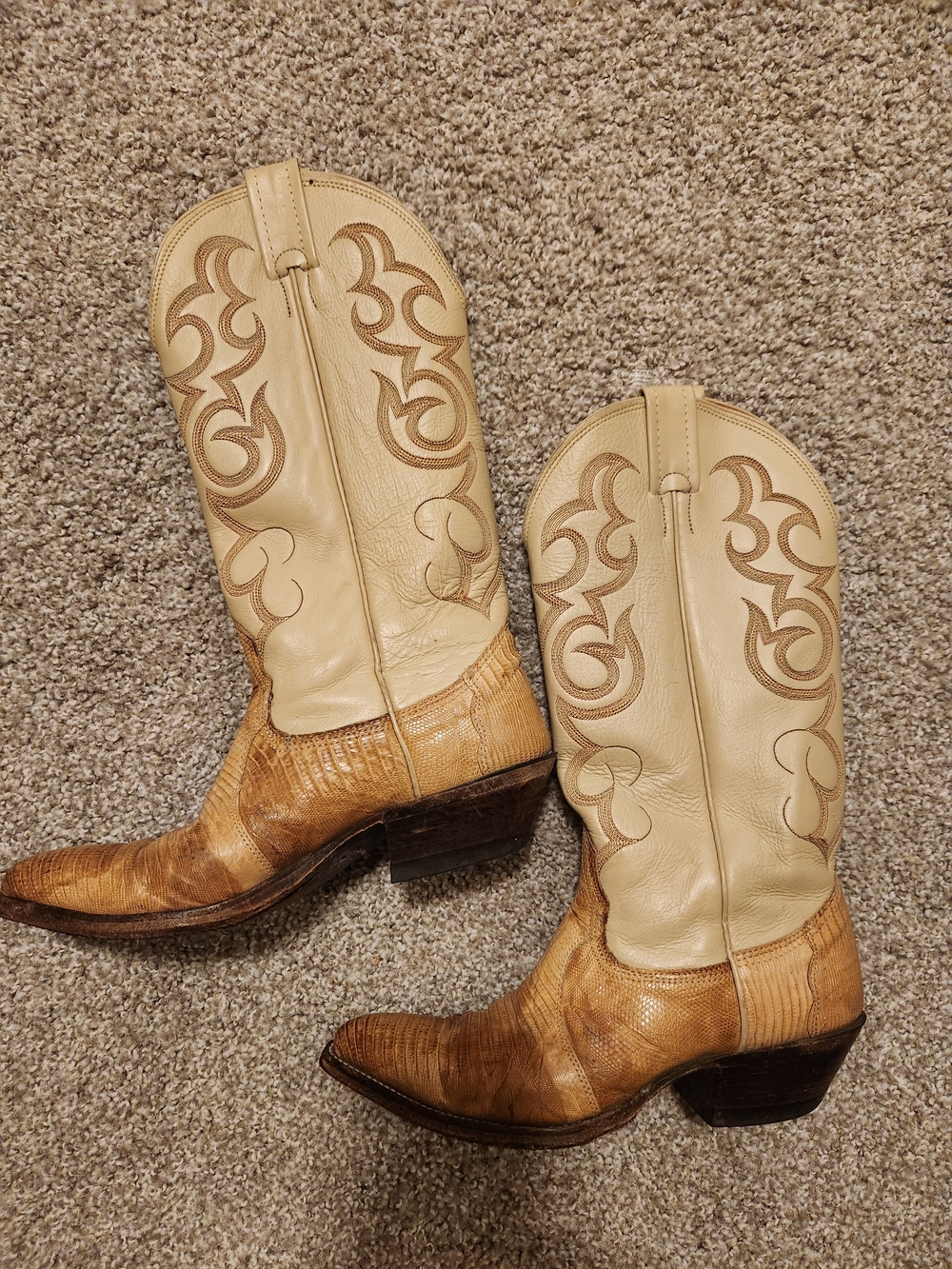 Tony Lama Cream and Tan Western Leather Cowboy Boots